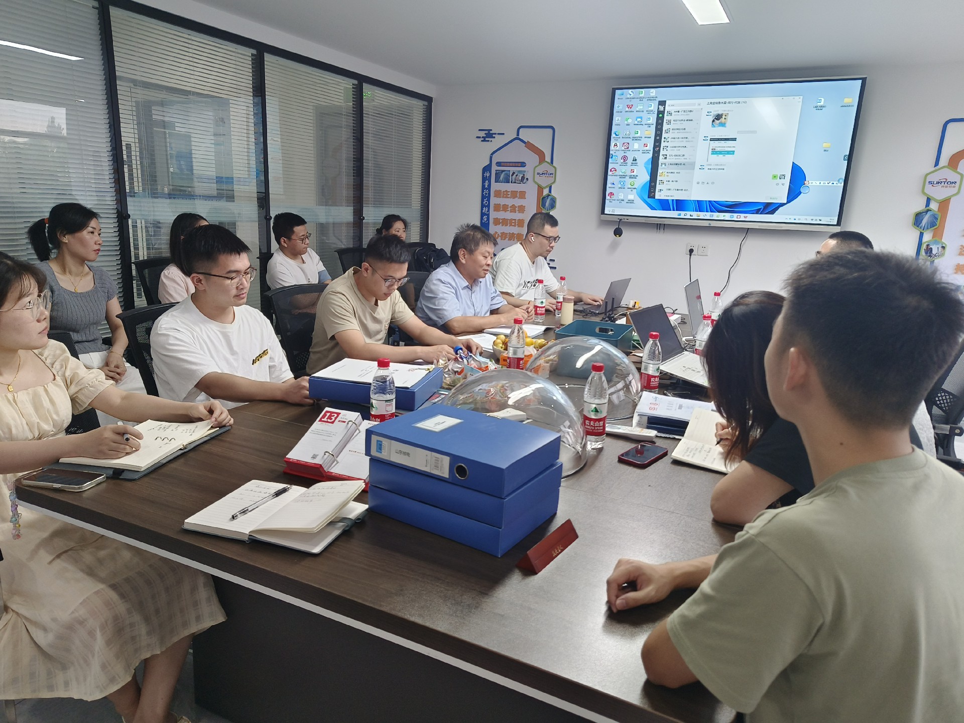 日本森松集團(tuán)制藥工程公司采購(gòu)部陸工、質(zhì)量部譚部長(zhǎng)等到我公司技術(shù)交流